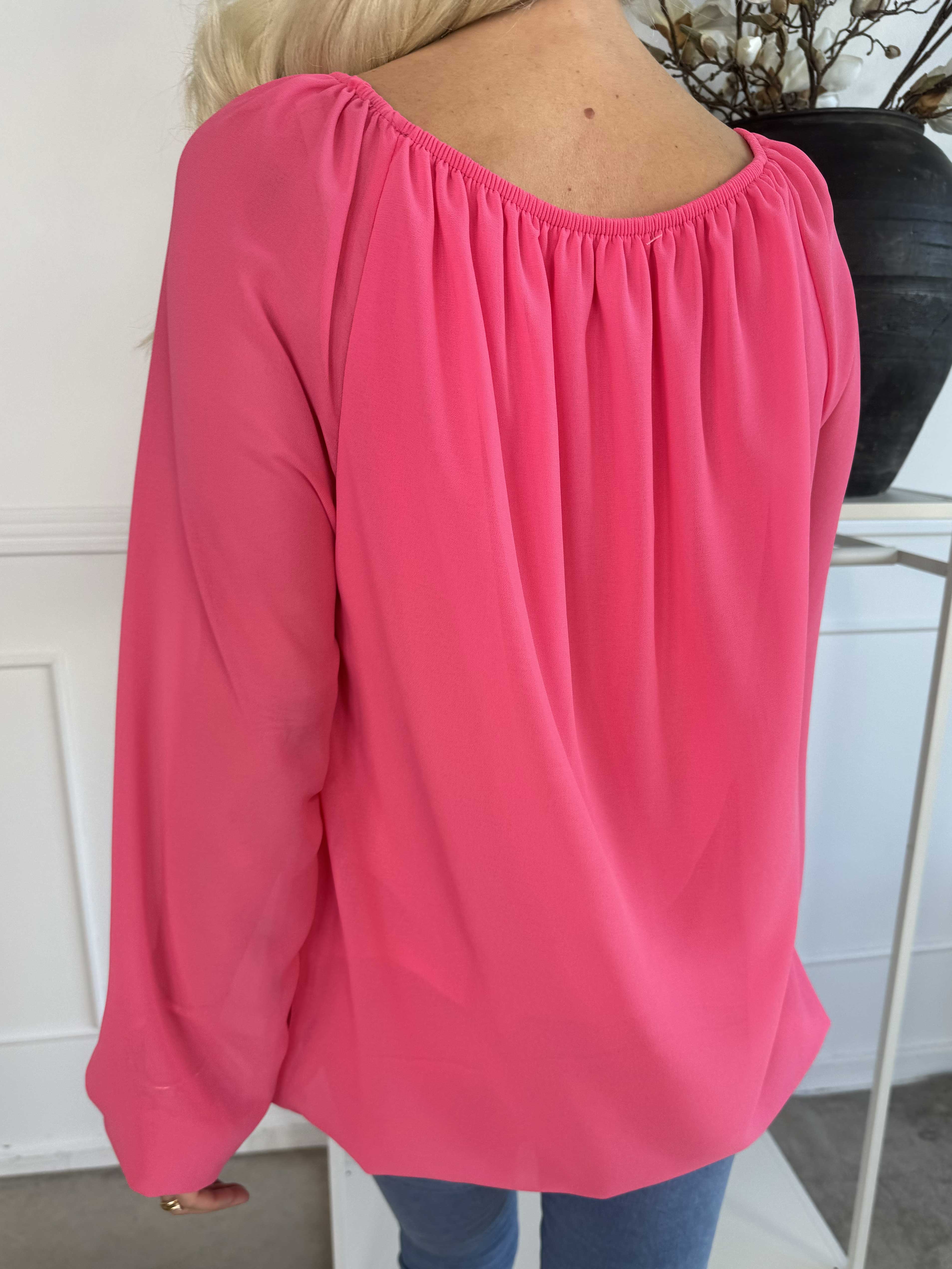 Stef - Fin tunika i chiffonlag med elastikkant